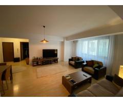 Inchiriere apartament 3 camere zona Mall Vitan