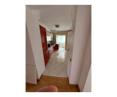 BRASADAS inchiriaza ap 3 cam birou/locuit - terasa - Unirii. - Imagine 3