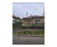 **Doua case alaturate Titulescu - ANA IPATESCU 23/25 11 ari** - Imagine 2