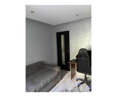 Apartament 2 cam etaj 3/4 in Carpati 1. - Imagine 5
