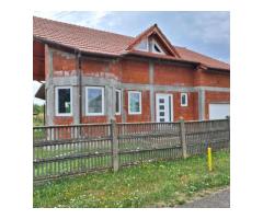 BRASADAS vinde casă în rosu și casa veche. - Imagine 2