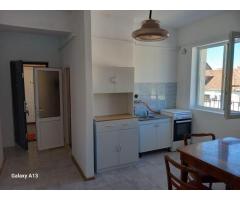 BRASADAS vinde ap 1 cam 4/4 ULTRACENTRAL RENOVAT si MOBILAT. - Imagine 3