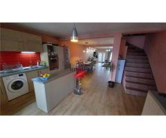 BRASADAS vinde casa tip duplex în zona CLOSCA.