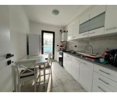 BRASADAS închiriază ap 2 cam etaj 2/5 ROKA RESIDENCE