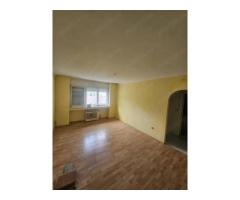 BRASADAS vinde apt 3 cam NEFINISAT etaj 4/4 in Micro 16. - Imagine 6