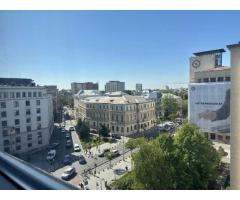 ap. 3 camere 2 bai 2 balcoane 2 scari 2 lifturi Calea Victoriei Biserica Amzei