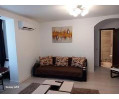 BRASADAS închiriază ap 2 cam etaj 1/8 50mp Piata UNIRII. - Imagine 2