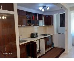 BRASADAS închiriază ap 2 cam etaj 1/8 50mp Piata UNIRII. - Imagine 3