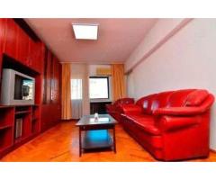 BRASADAS inchiriaza ap 2 cam etaj 4/8 Bd Unirii Zepter.