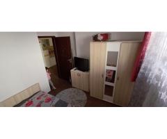 Închiriez apartament 2 camere ,Str Tineretului - Imagine 8