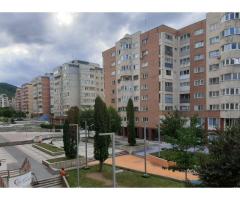 Vanzare 3 camere complet renovat zona pietonala Racadau