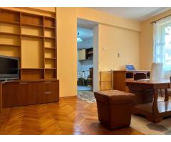 Apartament 2 camere, ultracentral, București, Piața Romană, Nr. 9 - Imagine 2