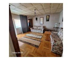 Inchiriere 2 camere rond alba iulia/bd decebal 520 euro