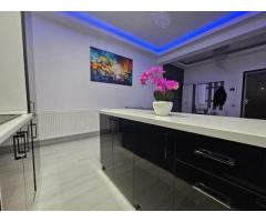 Inchiriez apartament zona Palatul  Parlamentului, Marriott, Catedrala Neamului. - Imagine 11