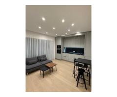 Închiriere apartament 2 camere cu vedere spectaculoasă la Sky Tower şi Promenada - Imagine 2