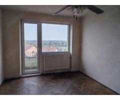 BRASADAS vinde ap cu 3 cam etaj 4/4 pe Drumul Botizului