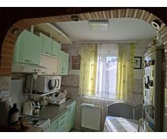 BRASADAS vinde ap 2 cam 52 mp. Etaj 4/4 ULTRACENTRAL. - Imagine 3