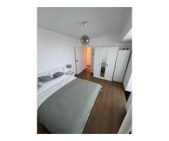 Inchiriez apartament 2 camere Piata Victoriei