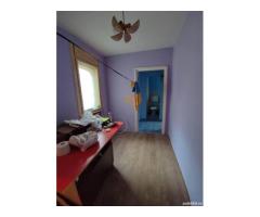 Ag BRASADAS vinde apt 3 cam etaj 3/4 CARAMIDA Solidarității. - Imagine 3