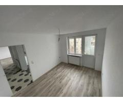 Ag BRASADAS vinde apt 2 cam Botizului 60 mp etaj4. - Imagine 7