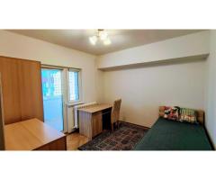 Inchiriez Ap 4 cam 110 mp cochet 2 bai Piata 1 Mai  Kiseleff - Imagine 4