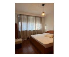 Apartament 2 camere renovat la intrarea în Cișmigiu / bloc reabilitat - Imagine 6