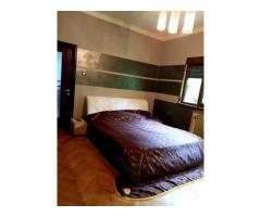 Apartament ultracentral Armeneasca 4camere 97mii - Imagine 3