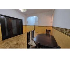 Apartament ultracentral Armeneasca 4camere 97mii - Imagine 4
