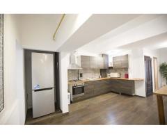 De vanzare Apartament cu 4 camere si dependite-  Ultra central- strada sepcari 9 - Imagine 7