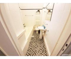 Apartament ultracentral cu vedere superbă, super investiție - Imagine 2