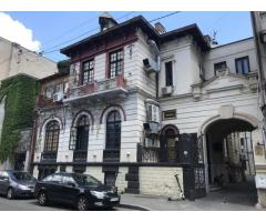 Ag BRASADAS vinde villa cu 20 camere Pta ROMANA.