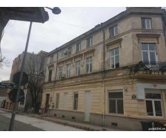 ULTRACENTRAL, Vand in Str. Popa Tatu, sector 1, etaj 2, vila,  camera 16, 5 mp detalii in anunt .
