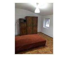 apartament 3 camere decomandate la curte (et.1), zona Dacia-Mosilor. pret 380 euro - Imagine 3