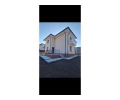 Ag BRASADAS vinde Casa P+1 in MIROSLAVA. - Imagine 5