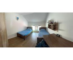Ag BRASADAS vinde ap 3 cam etaj 2/2 Miroslava 71mp. - Imagine 2