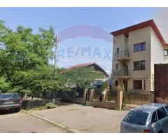 Proprietar inchiriez Vila P+2,din 2012,suprafata 345 mp, DAMAROAIA,S1