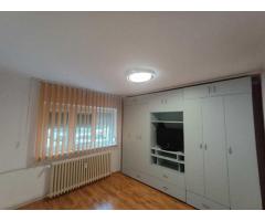Inchiriez apartament 2 camere Rahova - Imagine 4