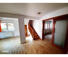Duplex P+1 in bloc 2013 in Precupetii Vechi nr 65, 4 camere, curte