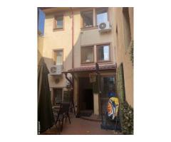 2 vile singur curte unic proprietar - Imagine 2