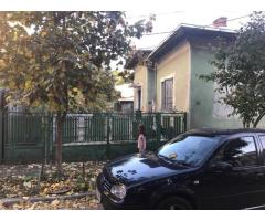 Casa de vanzare Mall Vitan cu teren 245 mp