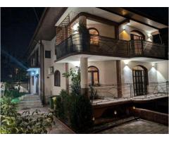 Bazilescu,2012,5 cam.+pod mansardabil,garaj,luminoasa si eleganta,zona curata - Imagine 3