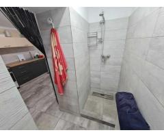 Apartament in vila zona Baicului - Imagine 2