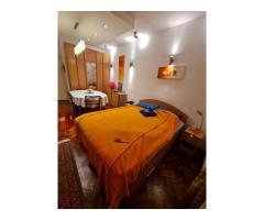 Apartament in vila zona Baicului - Imagine 8