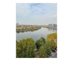 Pers fizică - Apartament de vis cu 3 camere şi vedere superba spre lac! - Imagine 2