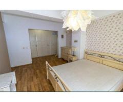 Apartament 3 camere ,metrou straulesti cu parcare. - Imagine 5