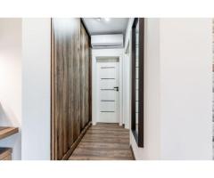 La câtiva pași de mal | 2 camere, 52 mp utili, bloc nou cu lift - Imagine 9