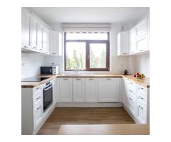 Casa moderna, mobilata, 5 camere, 179 mp utili, 544 mp teren, Galata
