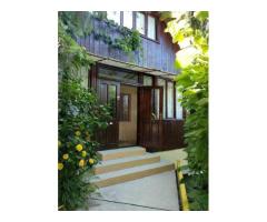 Casa, 3 dormitoare si living, de vînzare în Copou, an constr.2004 - Imagine 2