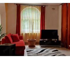 Persoana fizica vand vila zona Bucium - Imagine 2