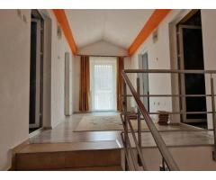 Persoana fizica vand vila zona Bucium - Imagine 4